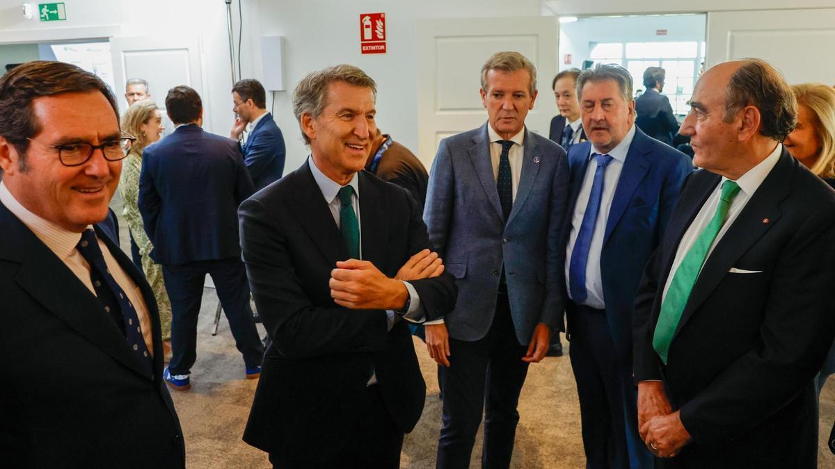 Feijóo, sobre Pedro Sánchez: «Després de la destrucció total, l’estratègia és atiar el caos sobre les cendres d’un país»