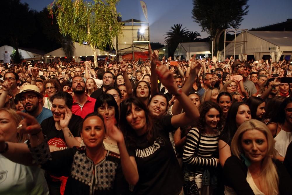 Concierto de "Hombres G" en el recinto ferial Luis Adaro.