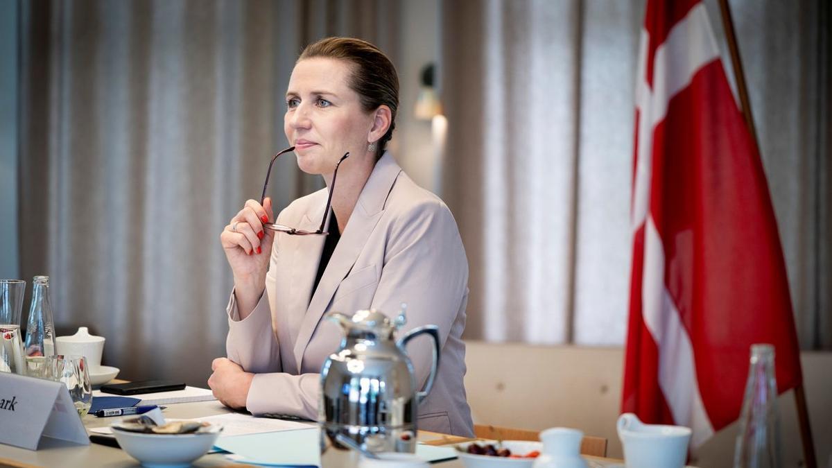 La primera ministra danesa Mette Frederiksen aplaza su boda por coincidir con el Consejo Europeo