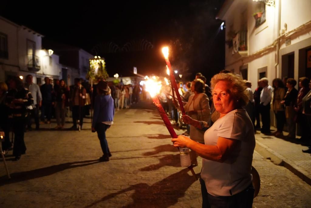 Entrada de la Virgen de la Antigua en Hinojosa