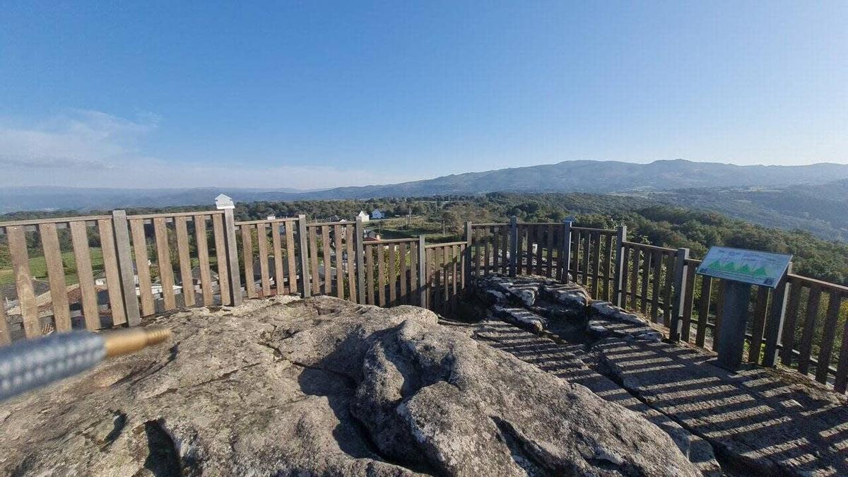 Las vistas desde el mirador de Pena Folenche