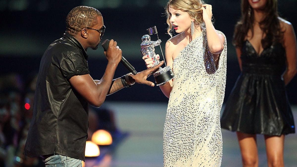 Taylor Swift y Kanye West en los MTV Video Music Awards 2009