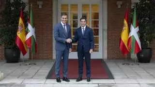 Sánchez aplaza por la DANA la reunión con Pradales para abordar el traspaso de competencias