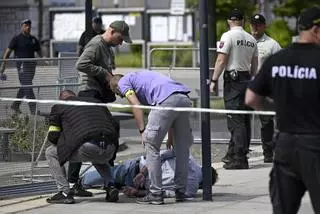 Las imágenes del tiroteo al primer ministro eslovaco, Robert Fico