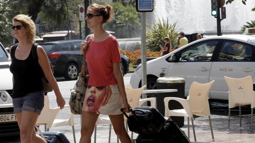 Más de 17,5 millones de turistas extranjeros visitaron España en el primer trimestre de 2026, un 2,5% más