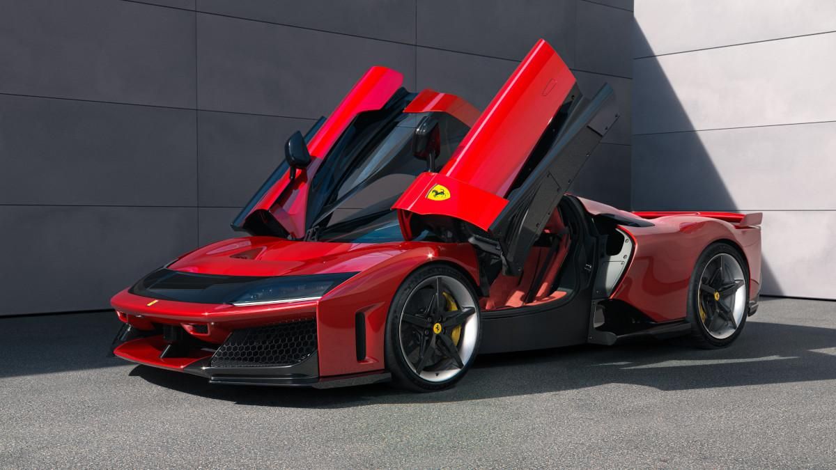 Ferrari_F80_galeria (6).jpg