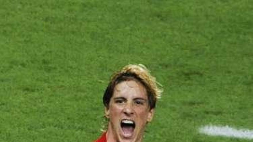 Torres celebra su gol a Alemania. // Christian Charisius