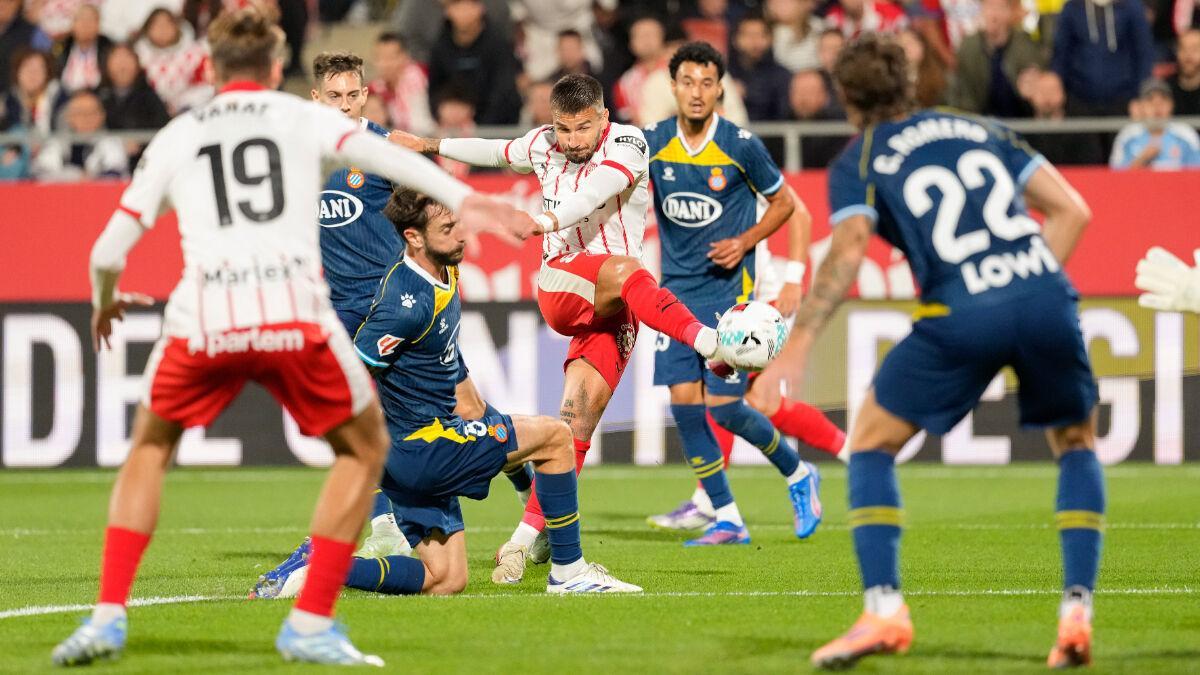 El delantero Portu, ahora lesionado de gravedad, durante el partido ante el Espanyol de la primera vuelta.