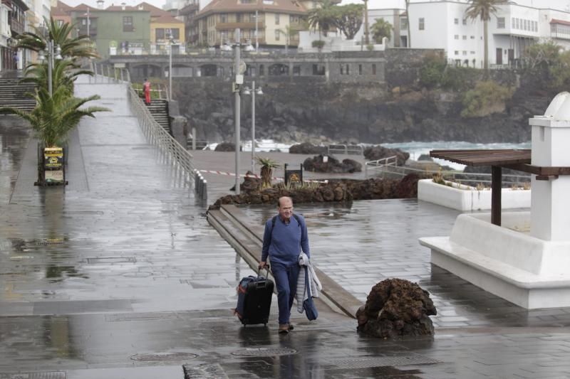 Recorrido por el Puerto de la Cruz  | 19/03/2020 | Fotógrafo: Delia Padrón