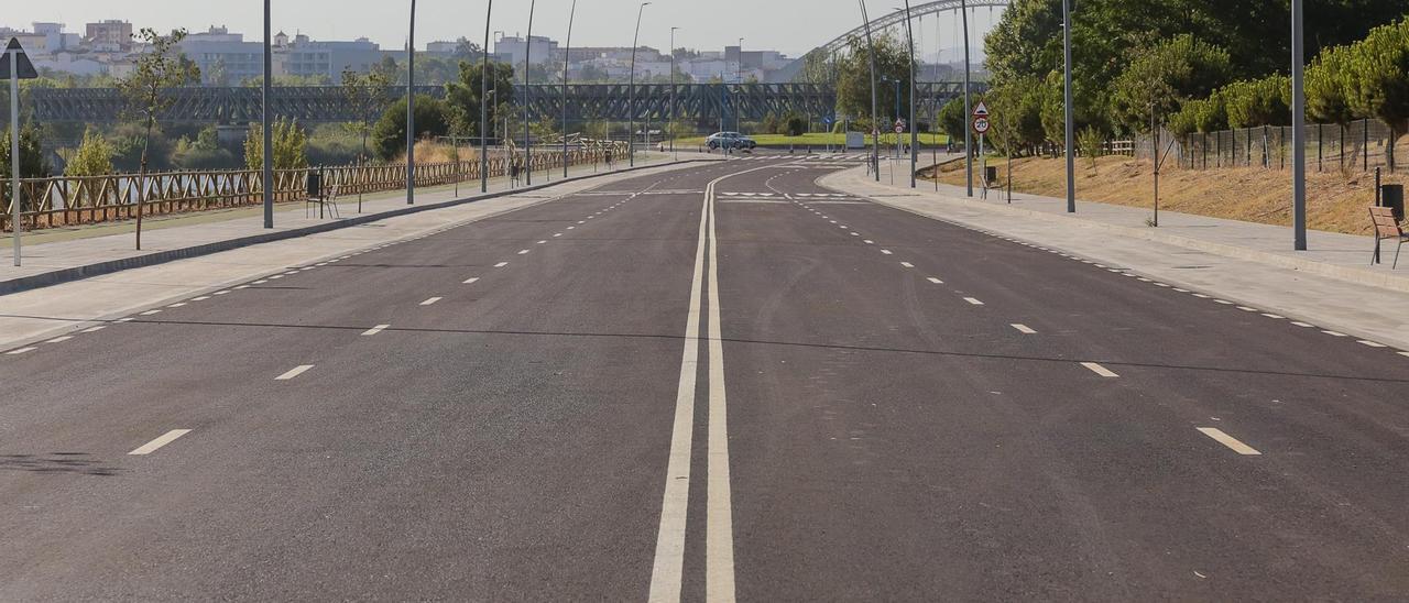 La avenida del Río, tras las nuevas obras de desdoblamiento.