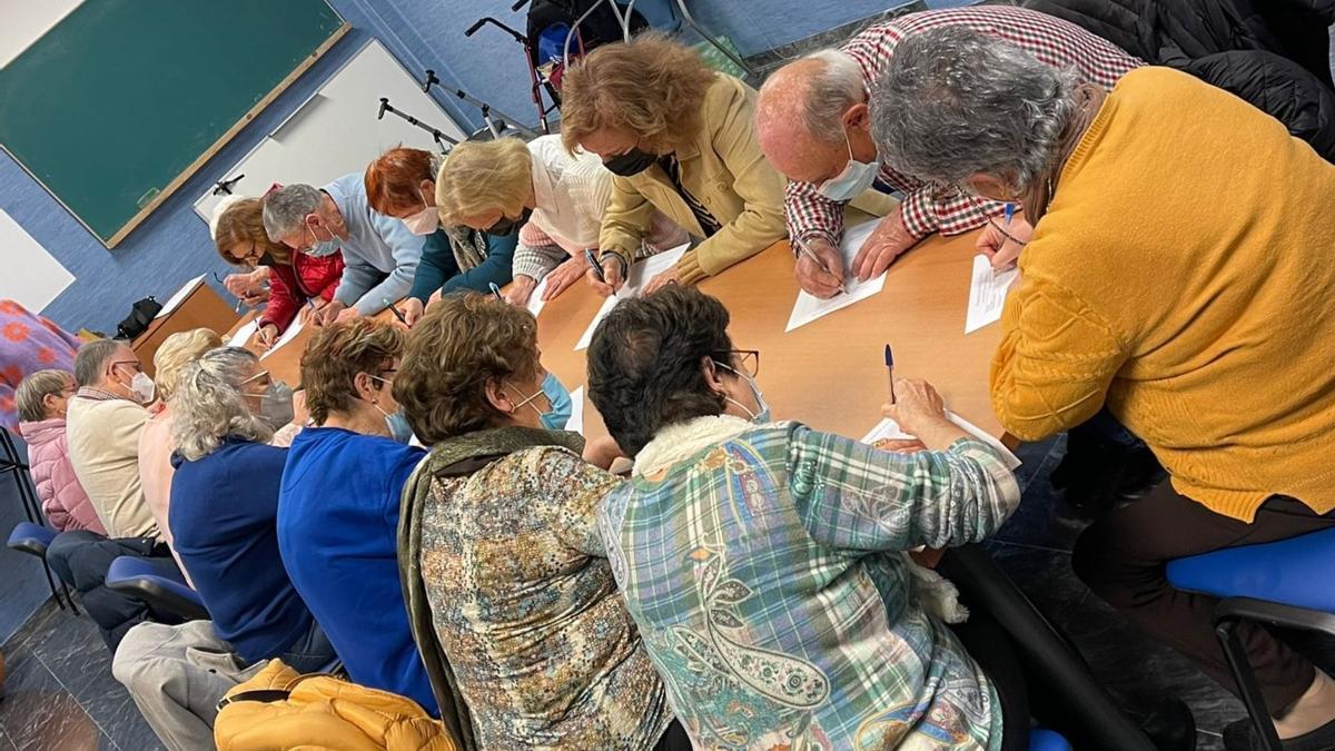 Ocho centros de salud del Distrito Málaga participarán en un proyecto para el fomento del envejecimiento saludable.