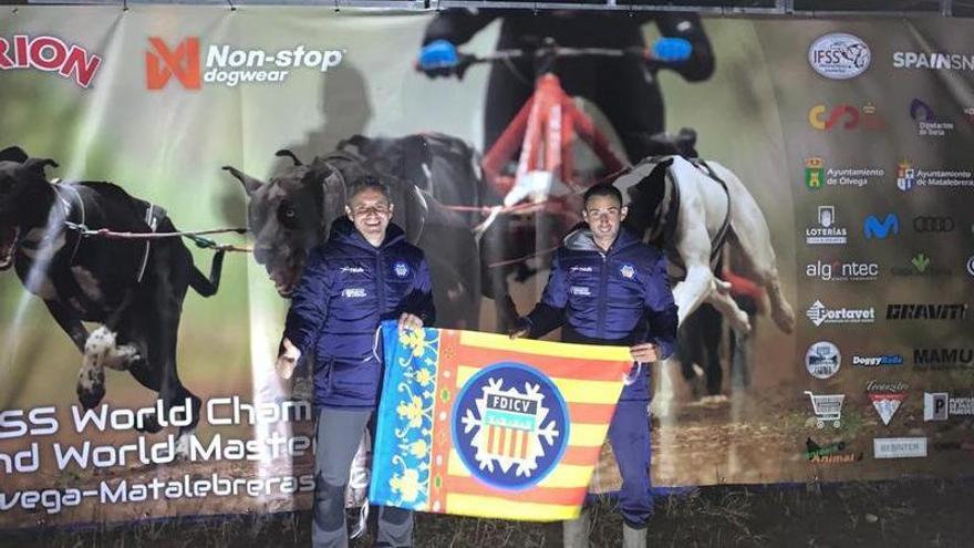 Cuatro valencianos compiten en el primer Mundial de &#039;Mushing&#039; en España