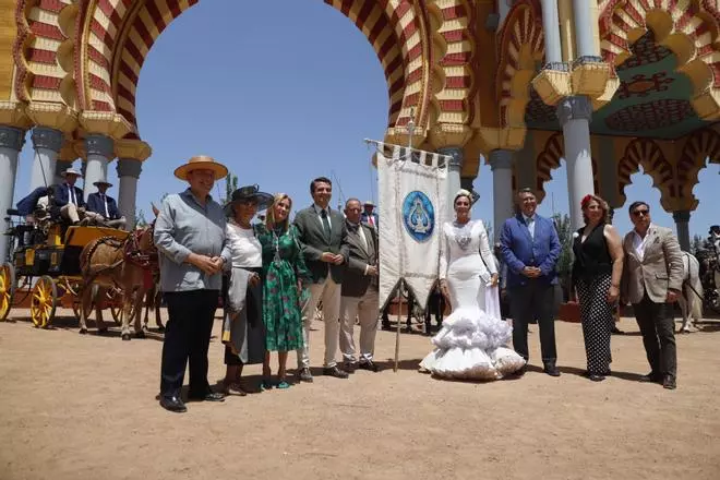 Los carruajes dan color y tradición al sábado de Feria
