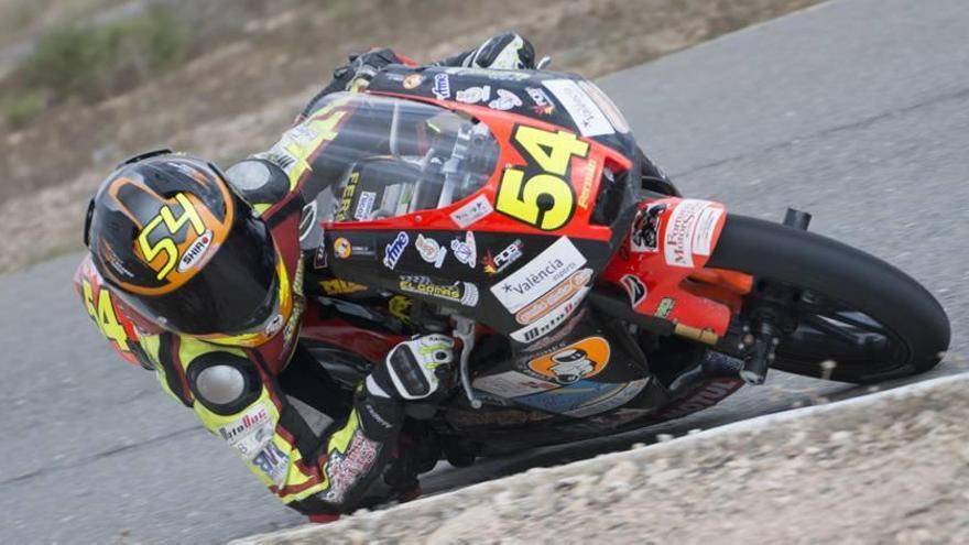 El piloto murciano Fermín Aldeguer a los mandos de su moto durante una de las carreras de esta temporada.
