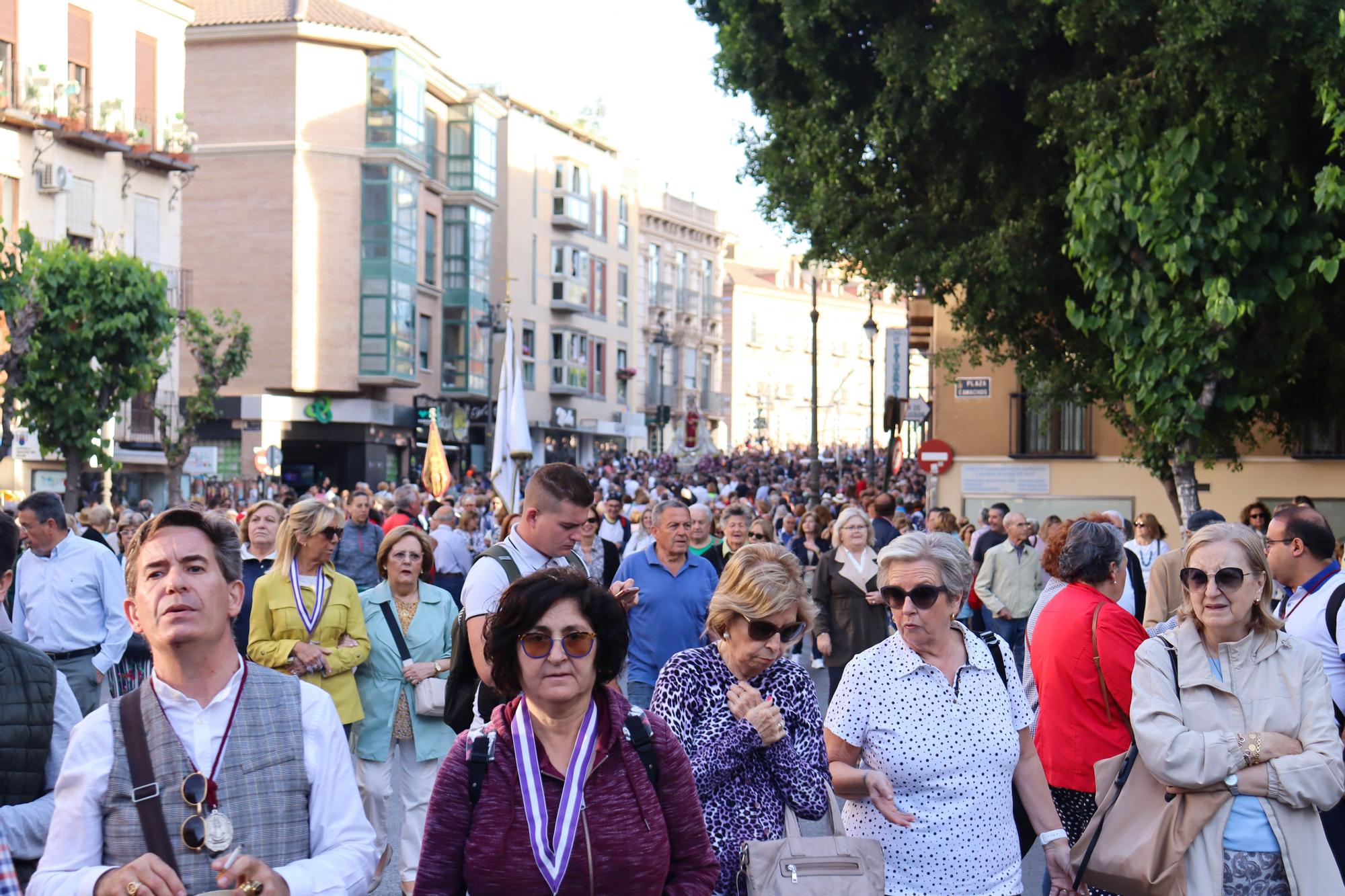 Las imágenes del regreso en romería de la Fuensanta a su santuario