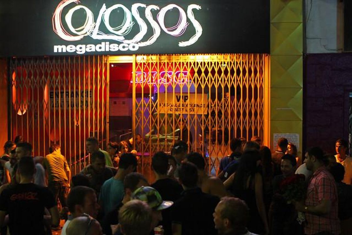 Accés de la discoteca Colossos, a Lloret de Mar, dijous passat. Accés de la discoteca Colossos, a Lloret de Mar, dijous passat.