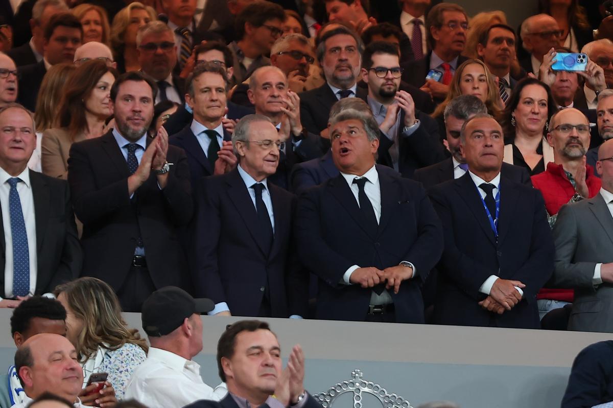 Real Madrid - FC Barcelona, el partido de la jornada 32 de LaLiga EA Sports, en imágenes. Real Madrid - FC Barcelona, el partido de la jornada 32 de LaLiga EA Sports, en imágenes.