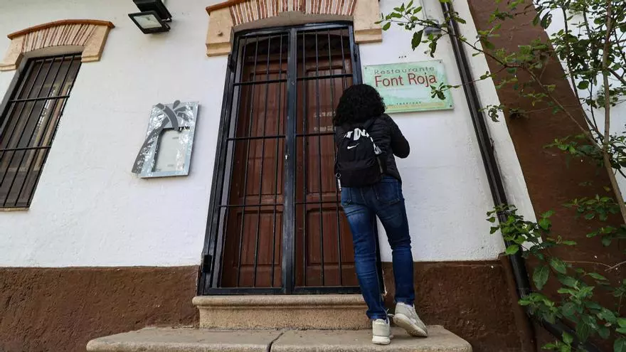 ¿A nadie le interesa reabrir el bar de la Font Roja?