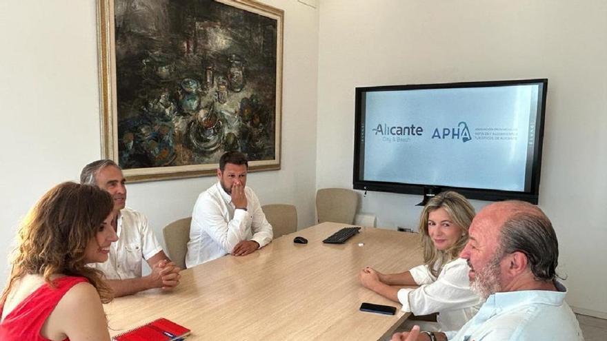 Los asesores de Ciudadanos encuentran sitio en el PP de Alicante