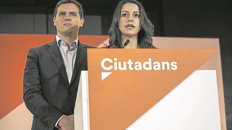 Arrimadas no descarta intentar ser investida si ERC y JxCat «fracasan»