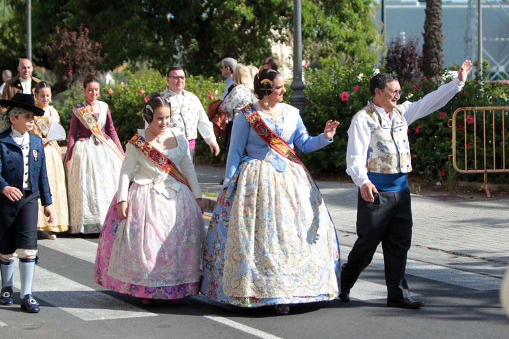 Homenaje a la Senyera de la agrupación de Fallas del Marítim