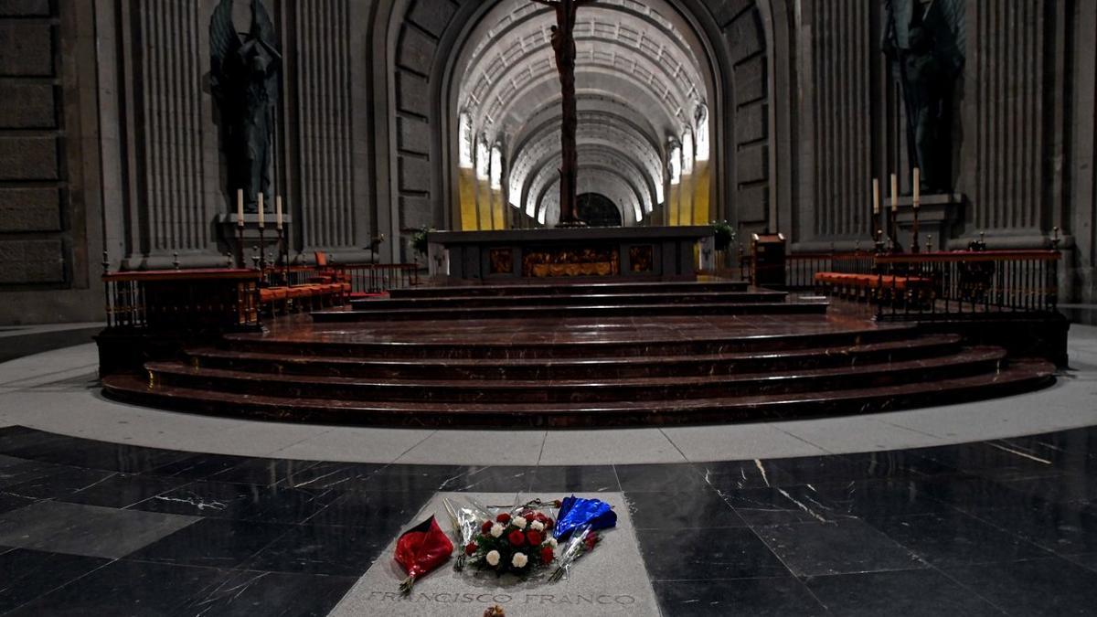 Tumba de Francisco Franco en el valle de los caídos