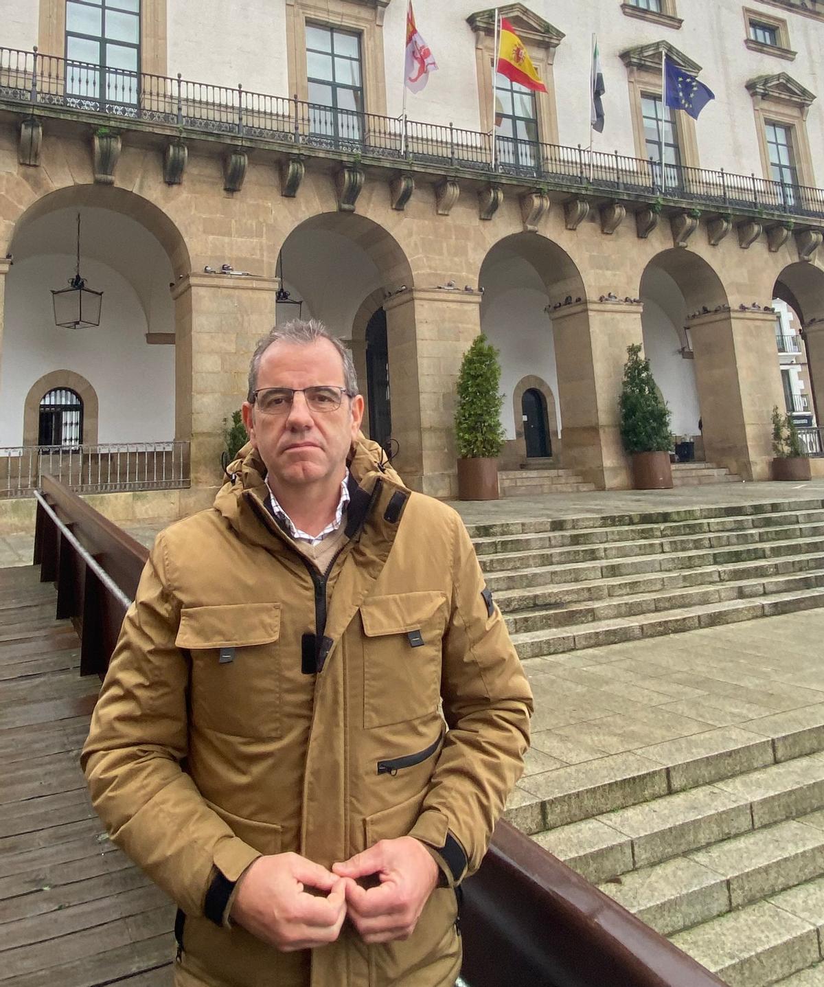Eduardo Gutiérrez, portavoz del Grupo Municipal Vox en el Ayuntamiento de Cáceres.