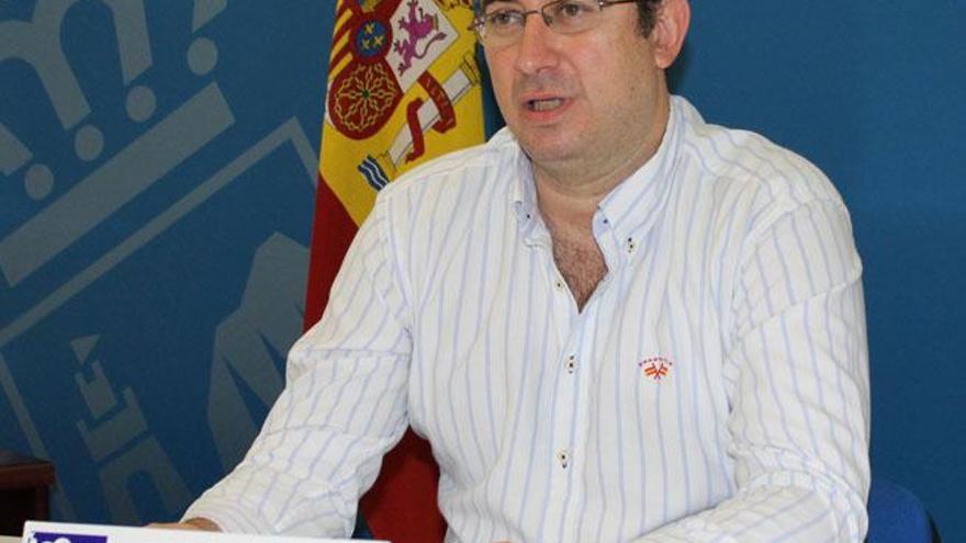 El portavoz del PP de Estepona, Manuel Aguilar.