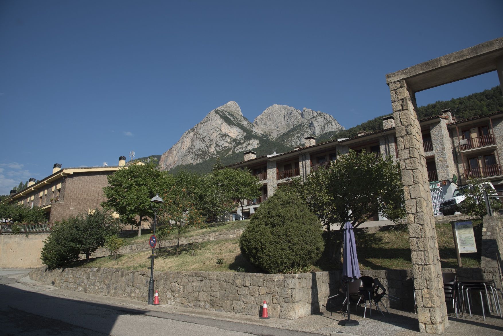 Crònica d'un dia al bus que porta excursionistes al peu del Pedraforca