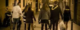 85 decibelios de noche en el Casco Antiguo por el botellón