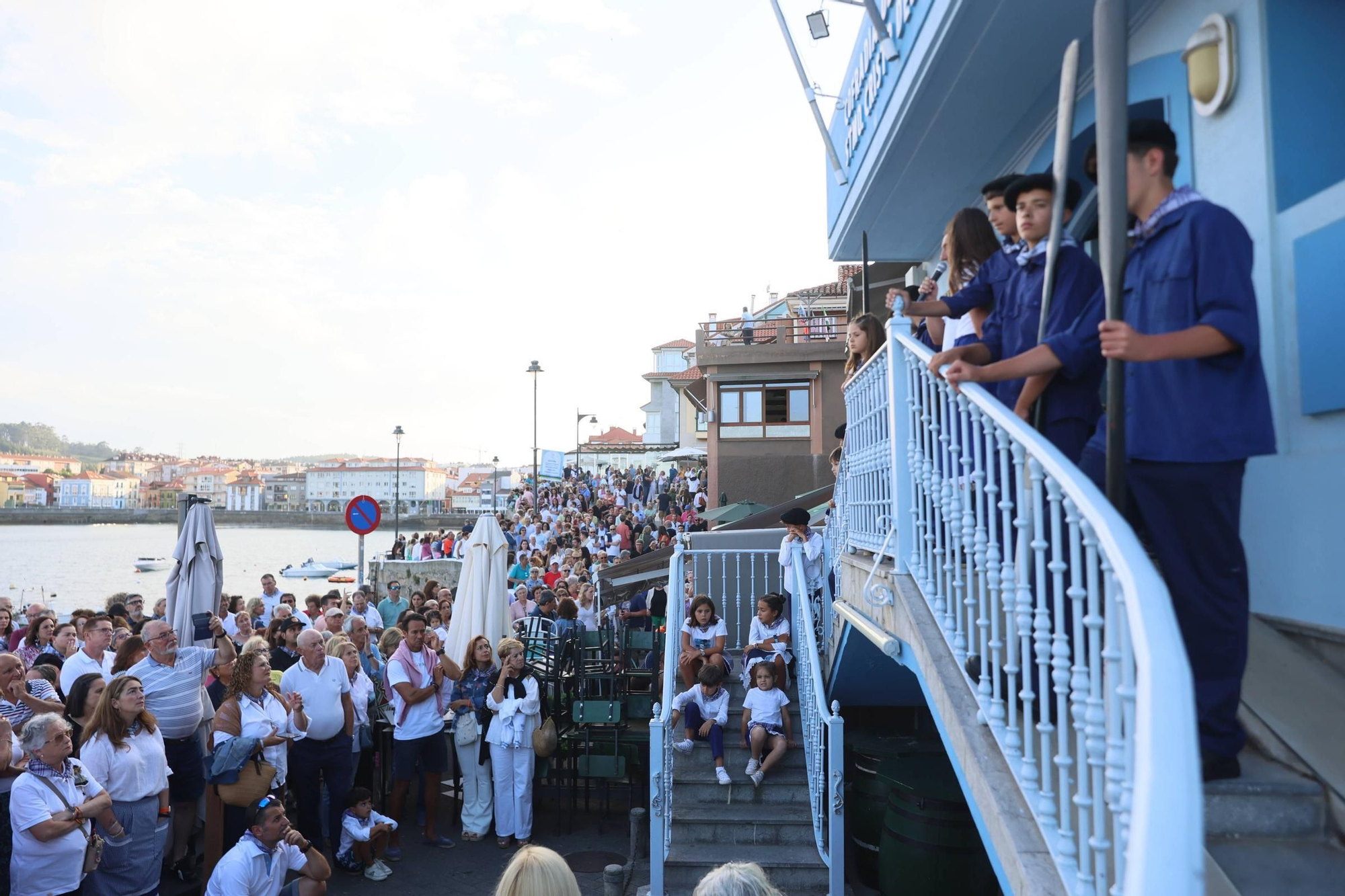 EN IMÁGENES: La procesión de "la llamada de la mar" en el Carmen de Luanco