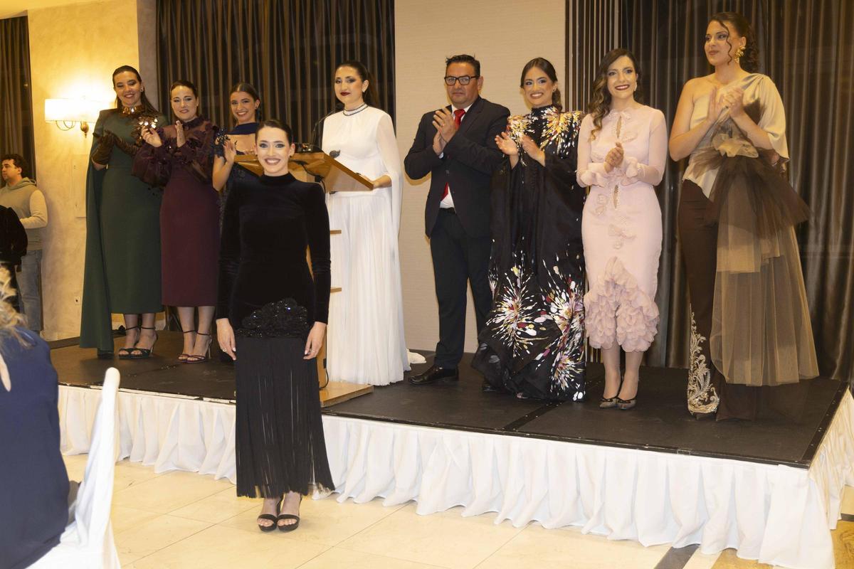 Cena de gala en las convivencias de las candidatas a Bellea del Foc Cena de gala en las convivencias de las candidatas a Bellea del Foc