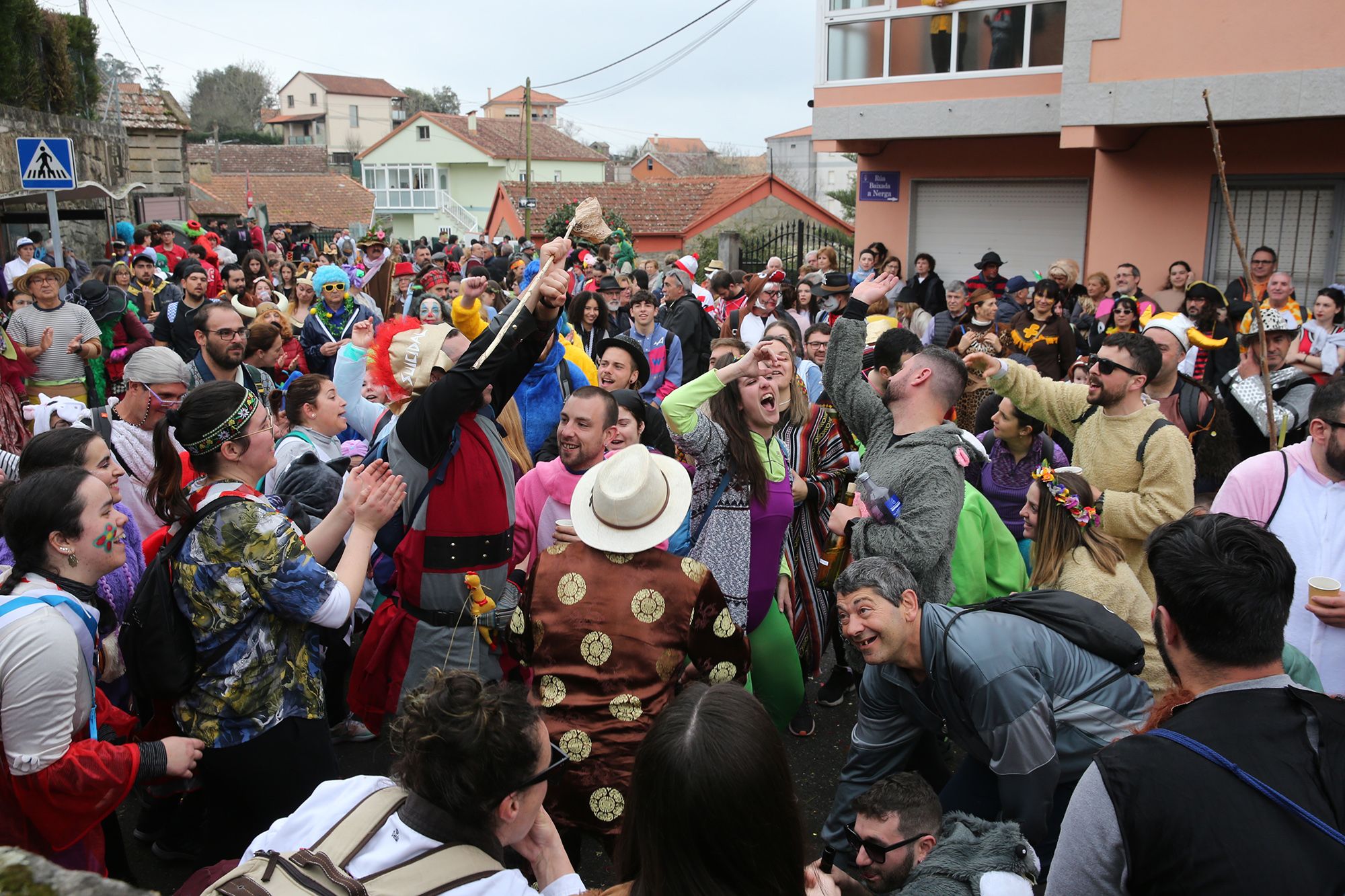 Búscate en las fotos del fin de fiesta del Entroido de O Hío