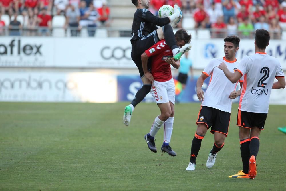 Real Murcia - Valencia Mestalla, en imágenes