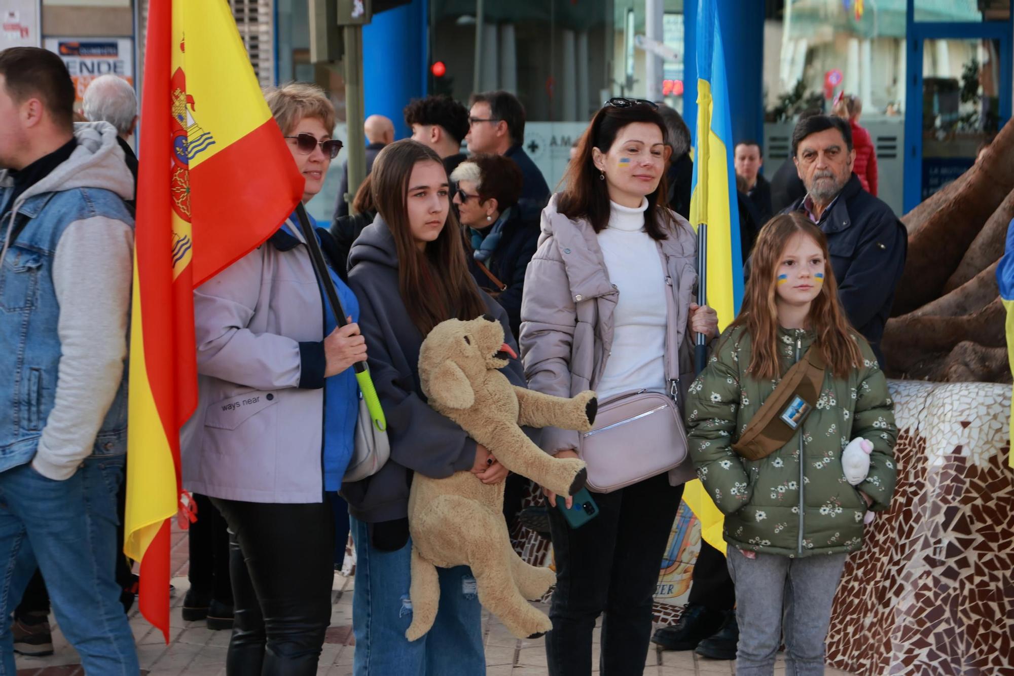 Cientos de castellonenses se manifestan por la paz en Ucrania