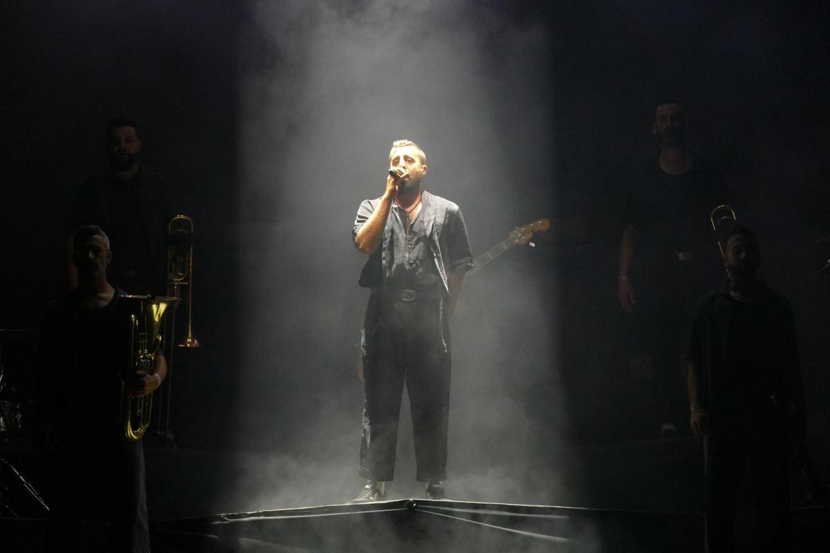 EN IMATGES | Figueres acomiada La Fúmiga en el seu últim concert gratuït a Catalunya EN IMATGES | Figueres acomiada La Fúmiga en el seu últim concert gratuït a Catalunya