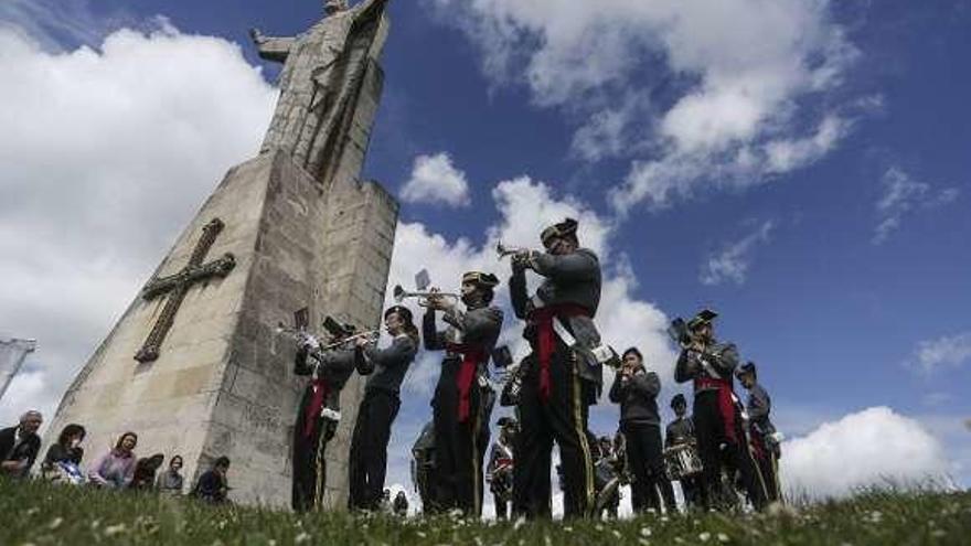 La banda musical que participó en el acto.