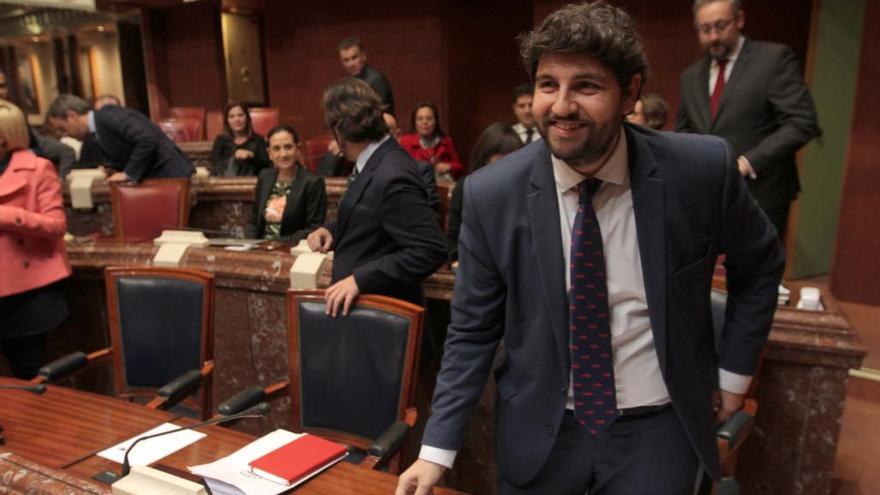 López Miras avanza que cambiarán &quot;cosas y cargos&quot; en el PP regional
