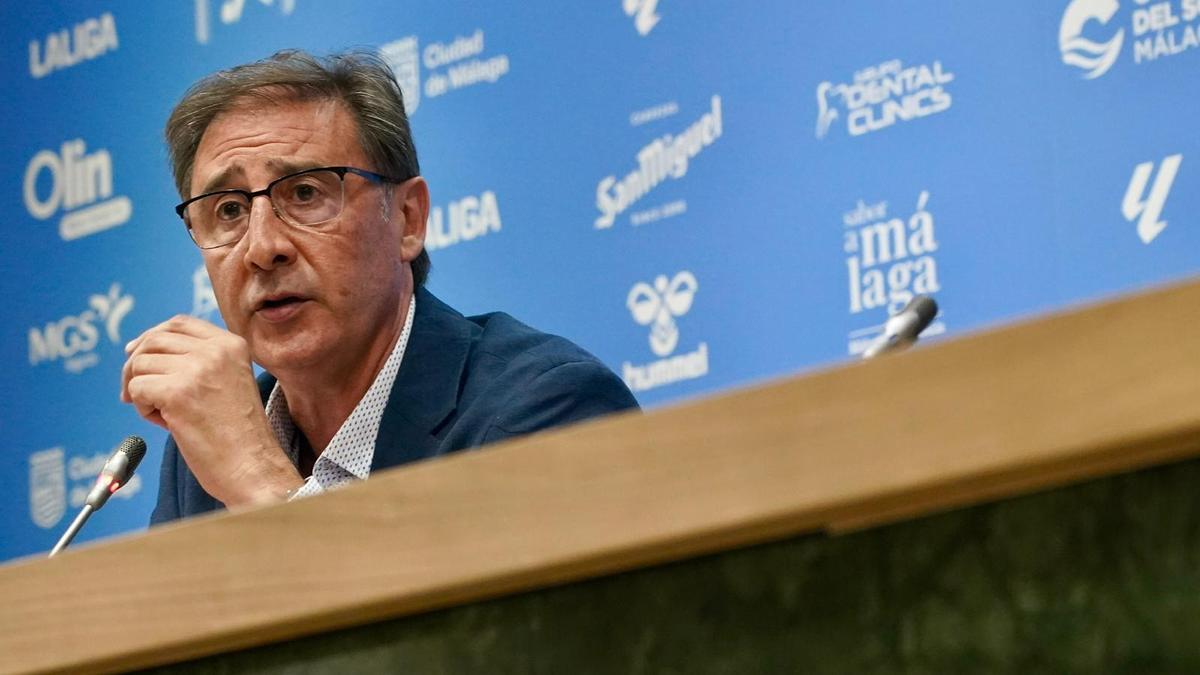 Loren Juarros, director deportivo del Málaga CF, compareció en rueda de prensa.