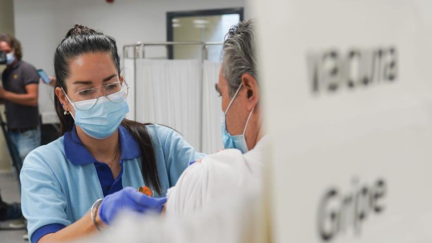 Andalucía amplía hasta febrero su plan contra la gripe: se recomienda el uso de mascarillas en centros de salud