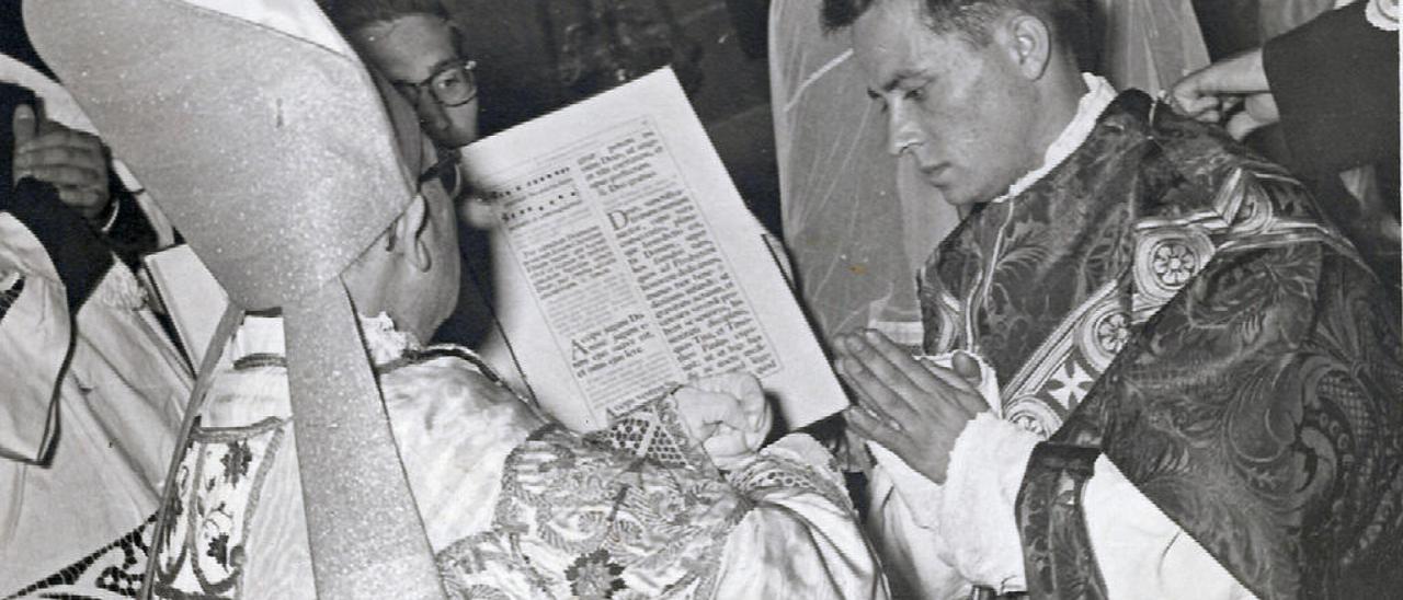 Su ordenación en Santo Domingo de la Calzada, en 1957.