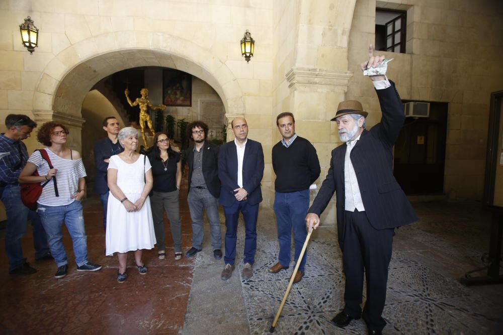 Homenaje a Altamira por el centro de Alicante