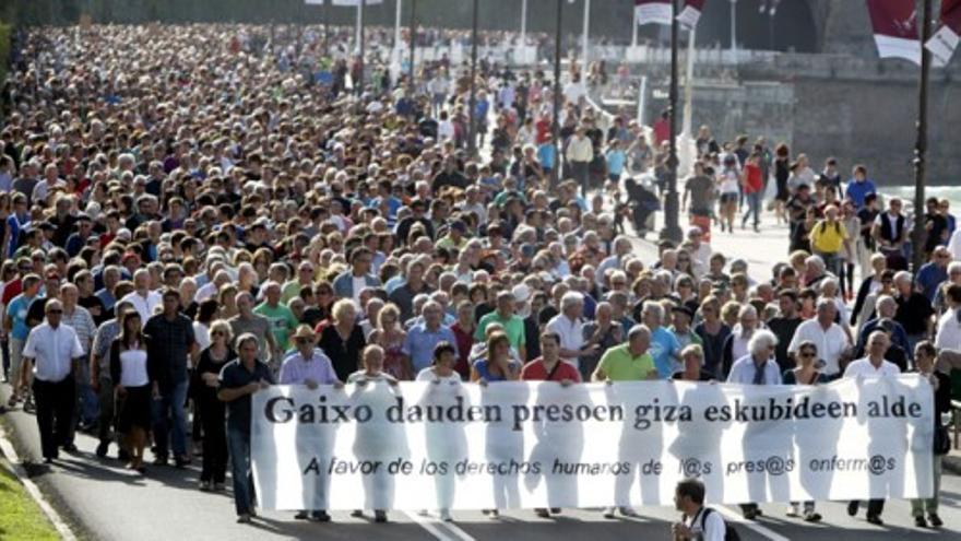 Miles de personas piden en San Sebastián que la libertad de Bolinaga se haga efectiva