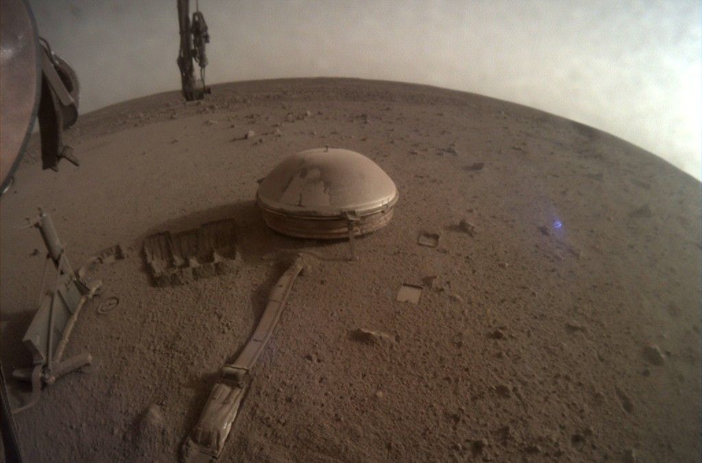 Última imagen enviada por la misión Insight desde la superficie de Marte.