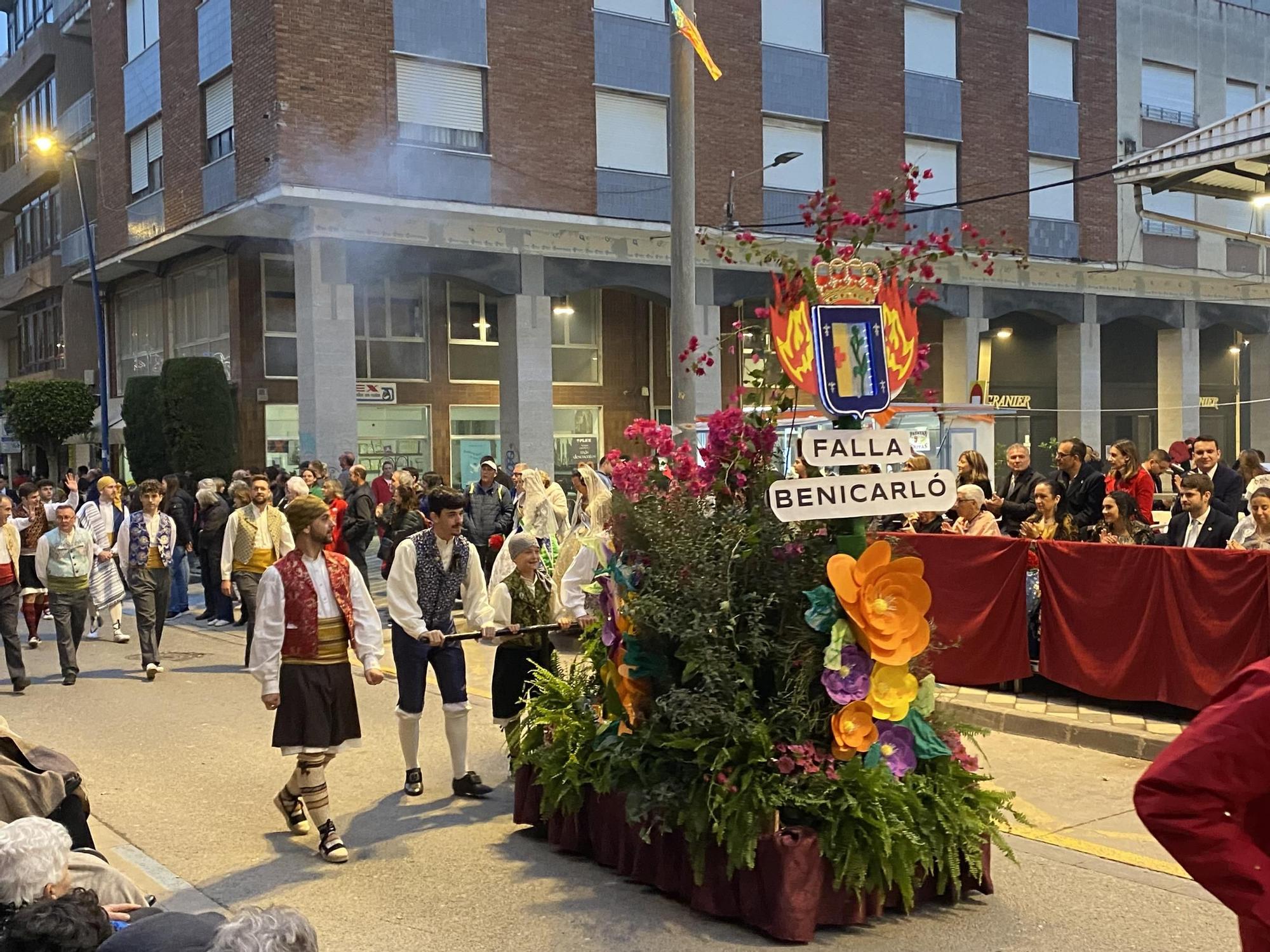 GALERÍA I La ofrenda de Benicarló, en imágenes