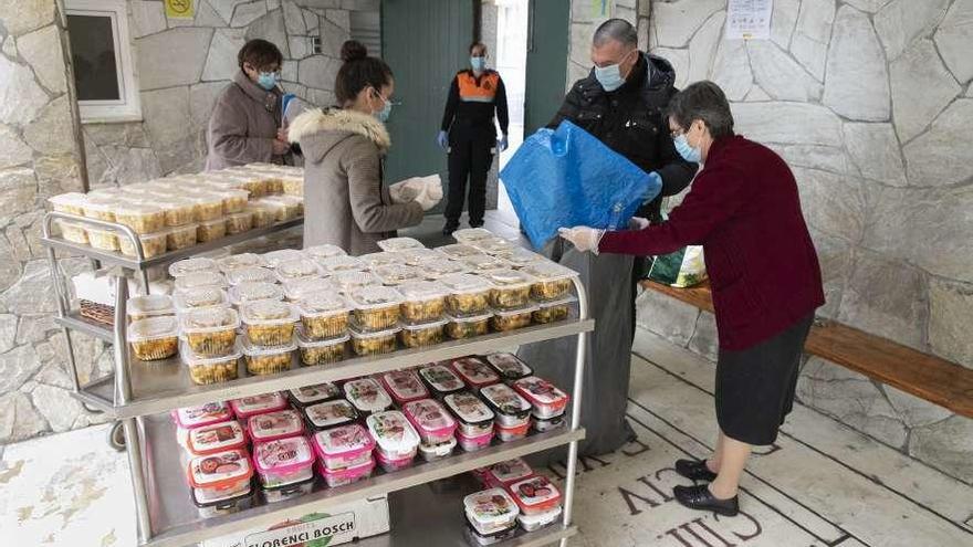 Las becas comedor alcanzan los 20.000 menús