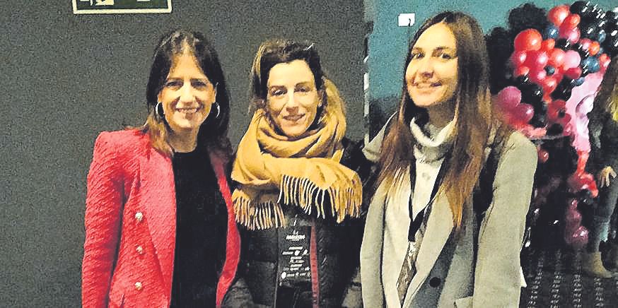 María José Doce, Isabel Pericás y Marta Serra.