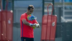 Bravo, en el entrenamiento previo al duelo con el Betis.