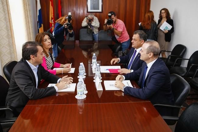 Reunión de los alcaldes de las cuatro grandes ciudades de Canarias