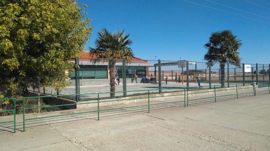 Colegio de Roales del Pan en una imagen de archivo.